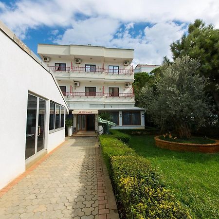 Expert Hotel Голем Екстер'єр фото